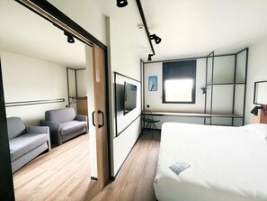 Schreibtisch, schallisolierte Zimmer, kostenloses WLAN, Bettwäsche