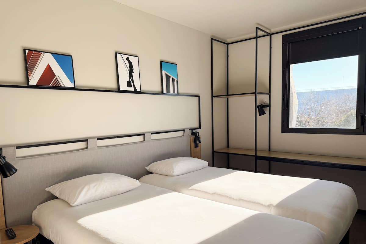 Standard Room, 2 Single Beds