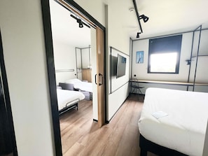 Bureau, chambres insonorisées, Wi-Fi gratuit, draps fournis