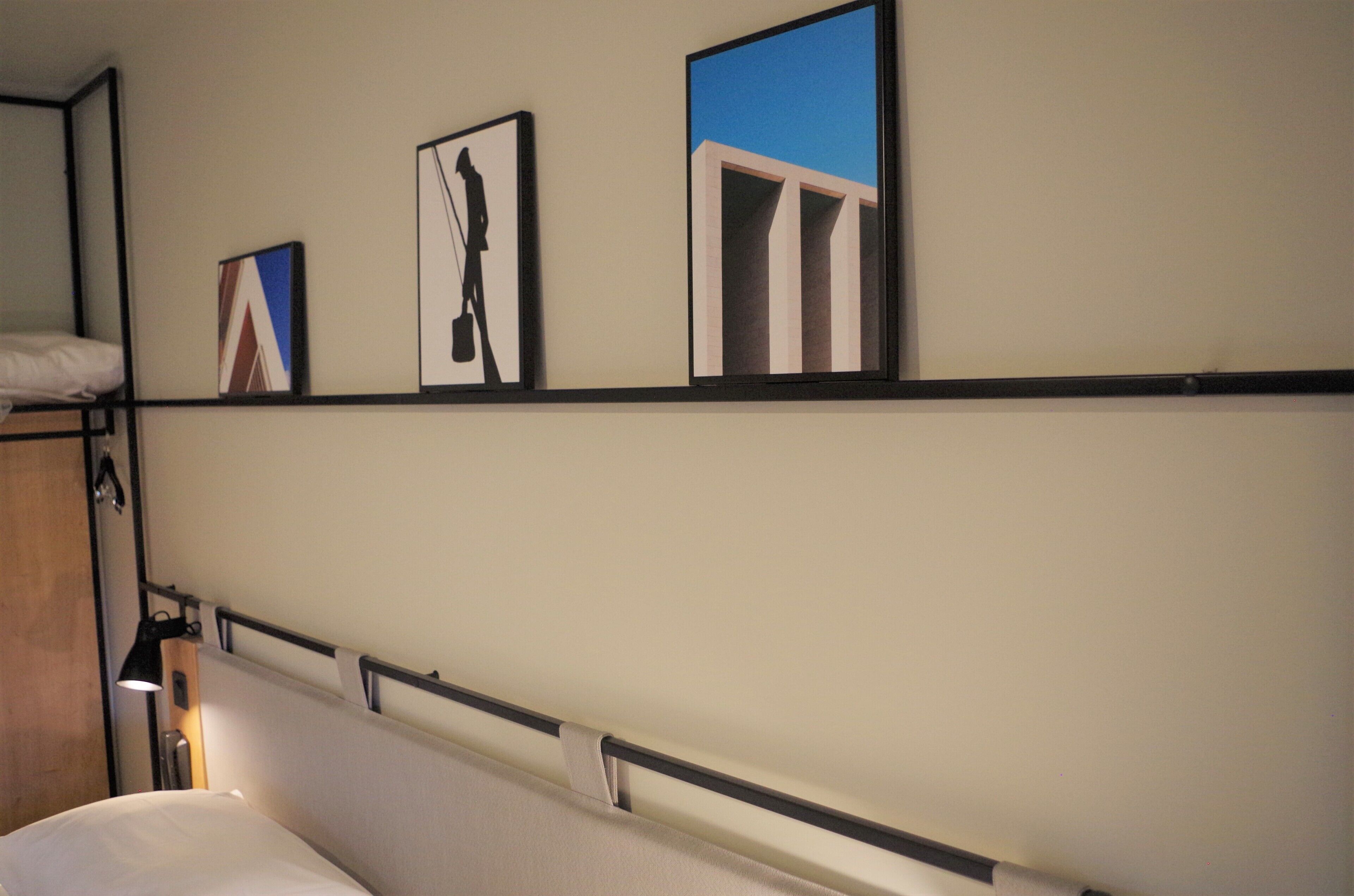 desk, soundproofing, free wifi, bed sheets