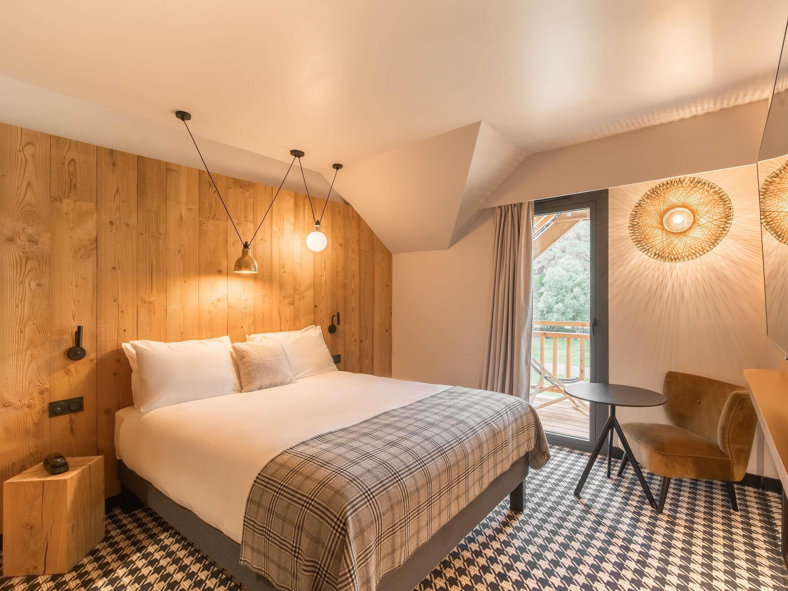 In-room safe, soundproofing, free cribs/infant beds, free WiFi