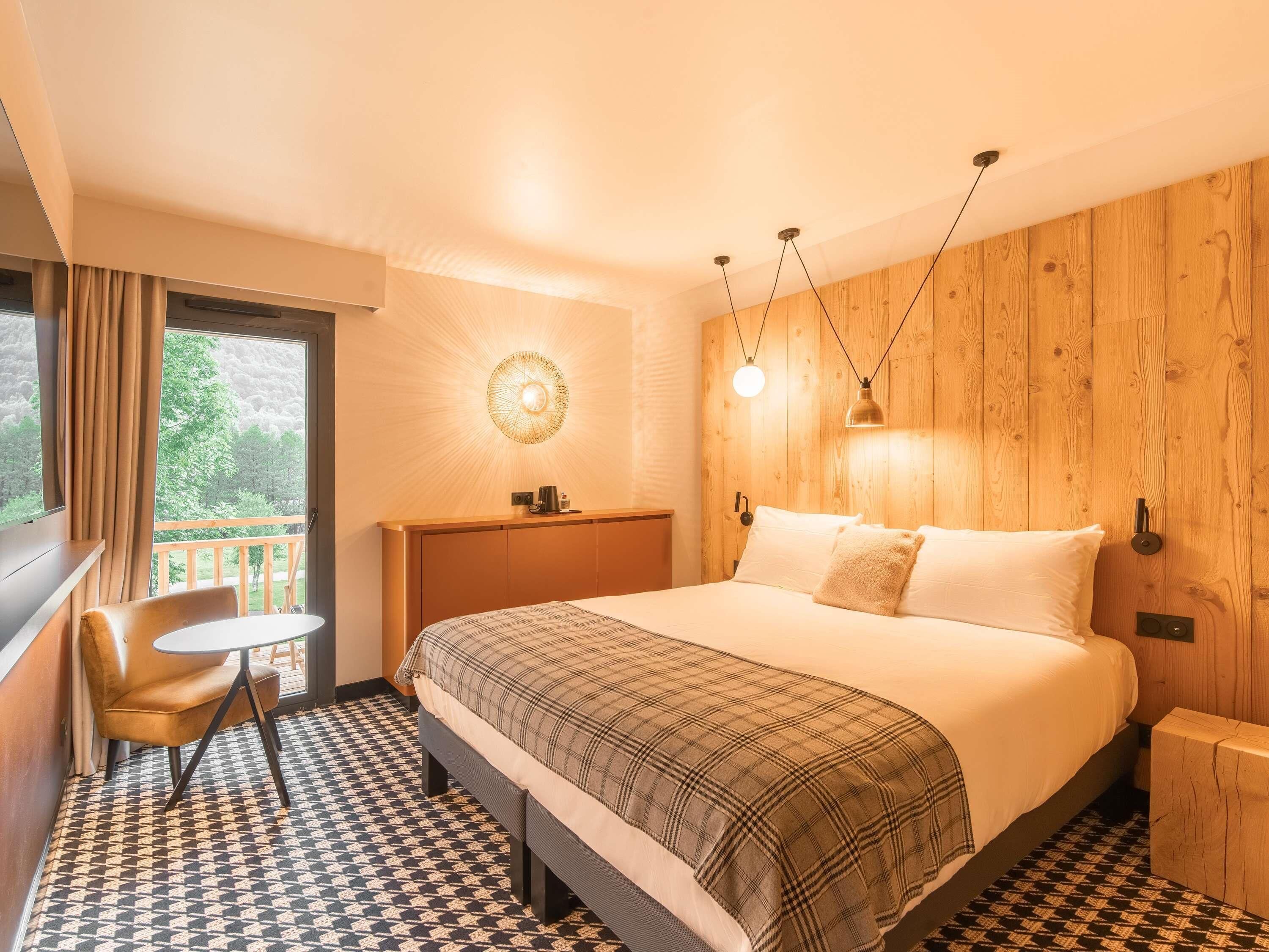 In-room safe, soundproofing, free cribs/infant beds, free WiFi