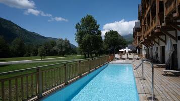 Outdoor pool, sun loungers