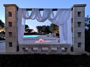 Outdoor pool - Trullo Don Mino, near Alberobello and Locorotondo, private pool (Locorotondo)