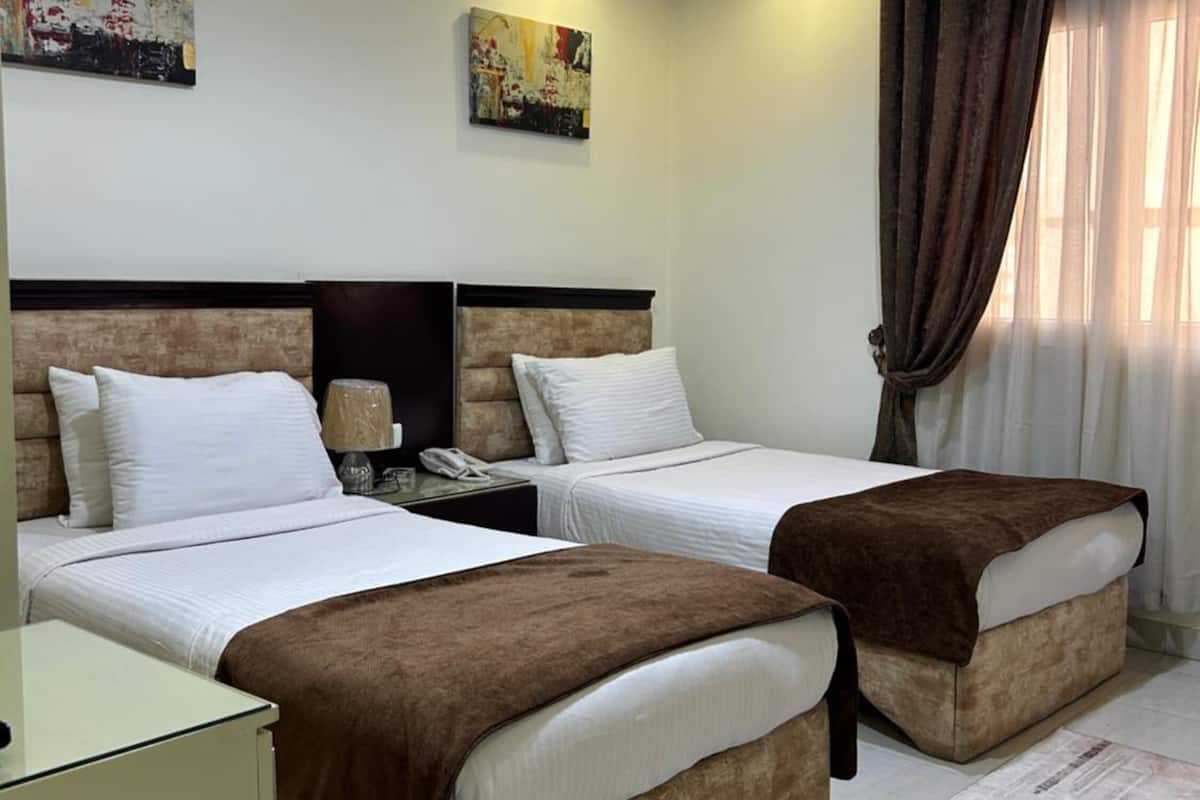 Egyptian cotton sheets, premium bedding, pillowtop beds