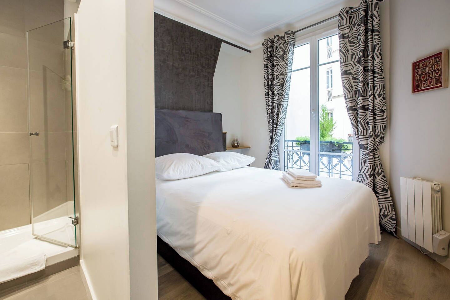 2 chambres, fer et planche à repasser, accès Internet