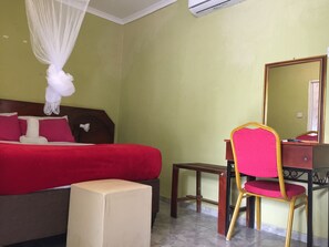 Standard-huone | Yksilöllisesti sisustettu, yksilöllisesti kalustettu, ilmainen Wi-Fi