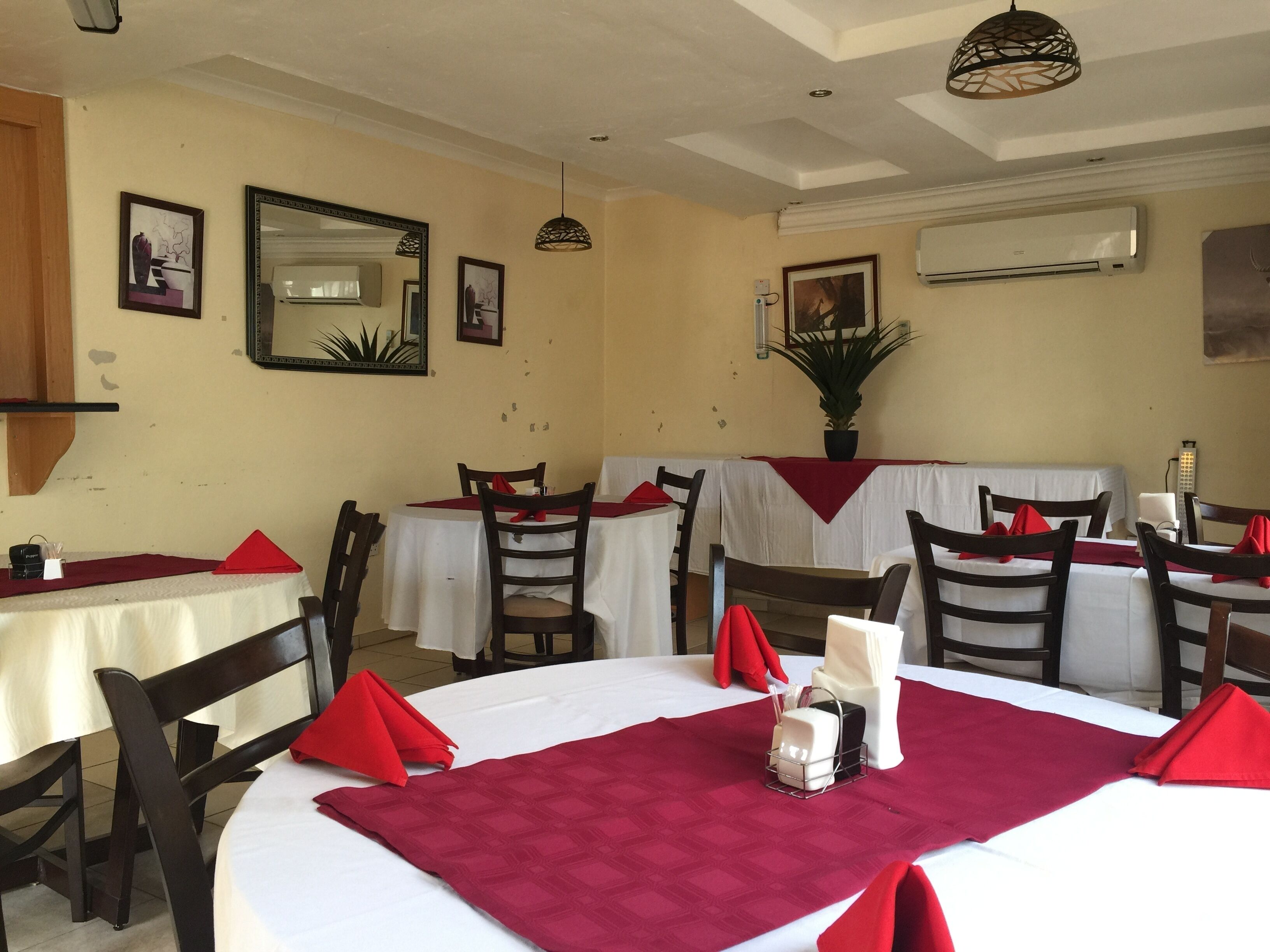 Tempat makan keluarga