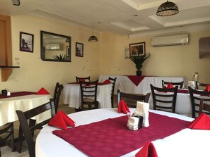 บริเวณรับประทานอาหารสำหรับครอบครัว