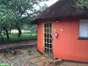 Front of property - Kgogomodumo Lodge (Kanye)