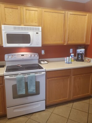 Private kitchen - South Mountain Escape (Phoenix)