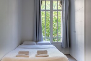 2 Schlafzimmer, Bügeleisen/Bügelbrett, Bettwäsche