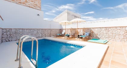 Cubo's Casa El Torcal / privater Pool / hohe Privatsphäre