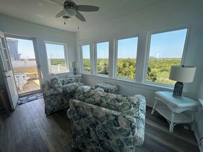 Smart TV, DVD player, books, video library