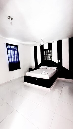 Premium bedding, soundproofing, free WiFi, bed sheets - Hotel Punto 4 (Punta Cana)