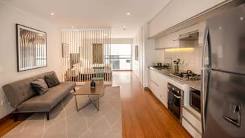Loft (404) | Living area