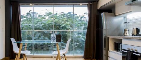 Loft (201) | Living area | 32-inch Smart TV with cable channels, TV