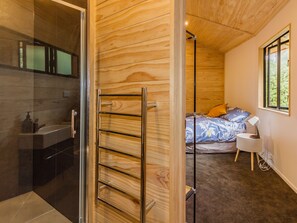4 Schlafzimmer, Bügeleisen/Bügelbrett, WLAN