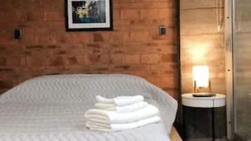 Double Room, 1 Double Bed | Bed sheets