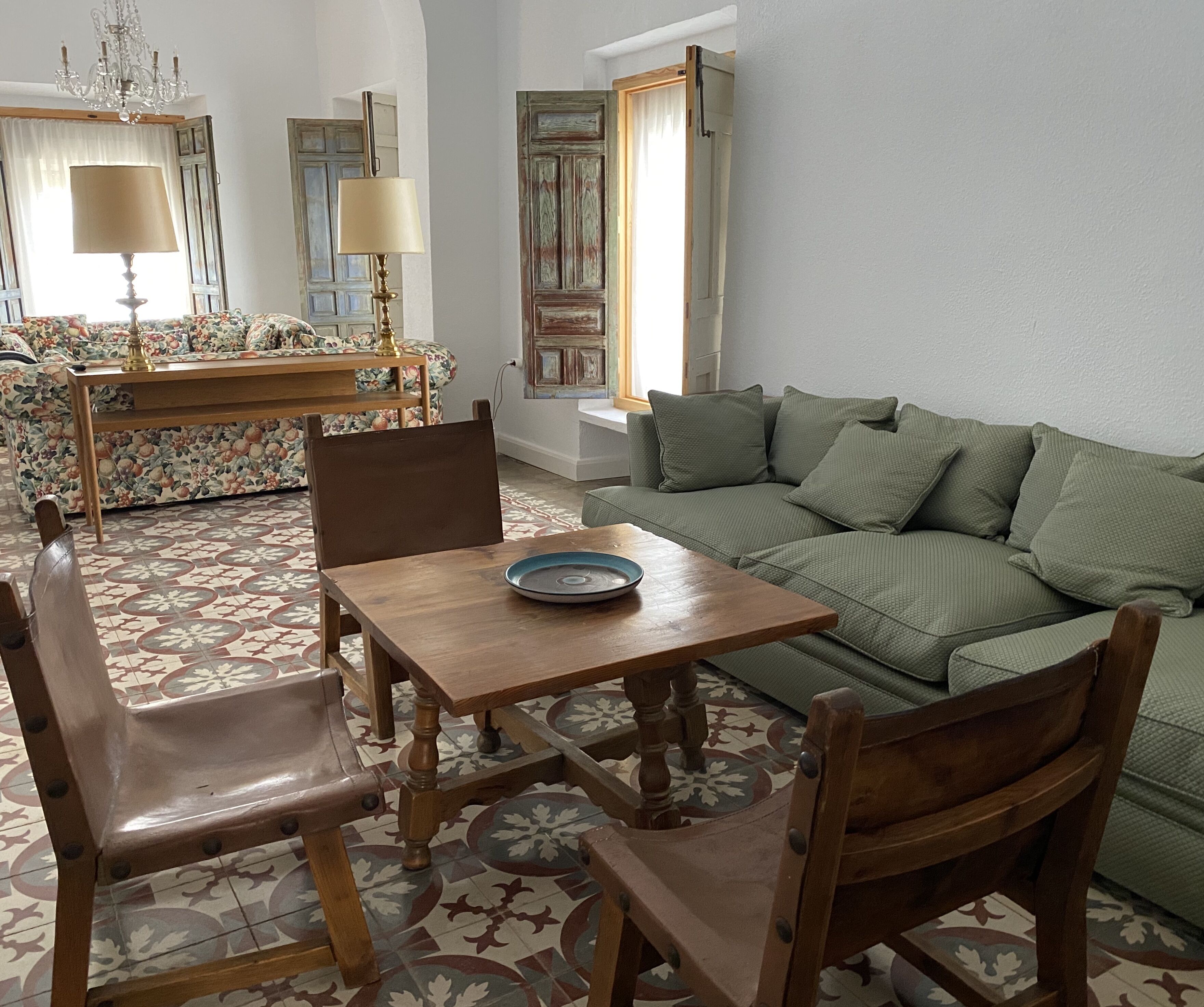 Smart-tv en een open haard