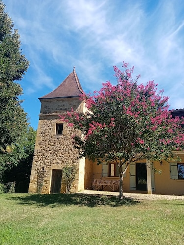 Gîte de l'Eveil ***, a unique natural setting, 5kms from Sarlat
