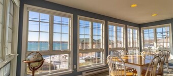 Sleep to the sound of the waves. Watch the sun set from the deck! Secluded beach