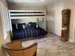 2 bedrooms, iron/ironing board, free WiFi, bed sheets - Brand New! Cape Canaveral Beach Retreat (Cape Canaveral)