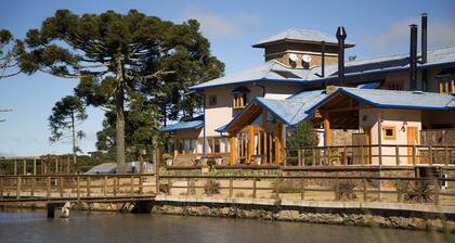 Beautiful house with 5 suites and swimming pool in Serra Catarinense