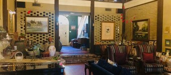 The Rex Room Suite Overlooking the Forest