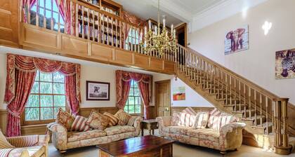 6 bedroom accommodation in Skendleby Psalter, near Alford