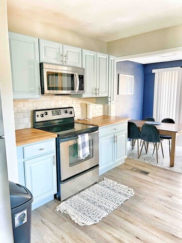 Cozy 3BR Retreat •Pet-Friendly • Fenced Yard • Parking