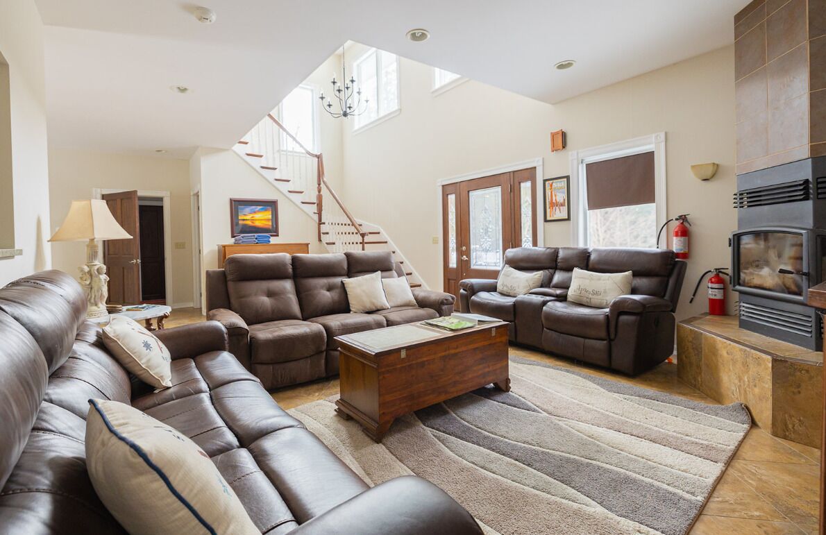 Smart-TV, Kamin, DVD-Player, Tischfußball