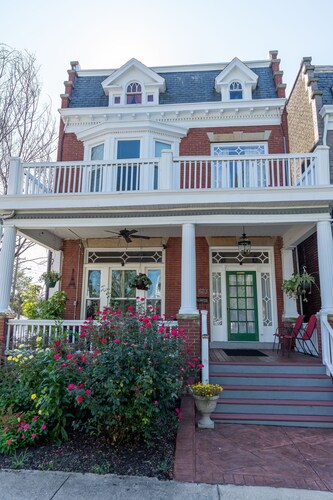 Erin's Oasis in Richmond