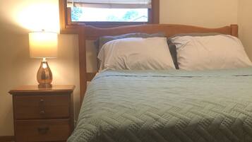 2 chambres, fer et planche à repasser, Wi-Fi gratuit, draps fournis