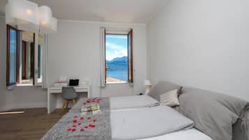 Appartement Familial, plusieurs chambres, 2 salles de bains (Casa Maria Menaggio)