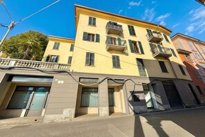 Perhehuoneisto, useita makuuhuoneita, 2 kylpyhuonetta (Casa Maria Menaggio) | Majoituspaikan julkisivu