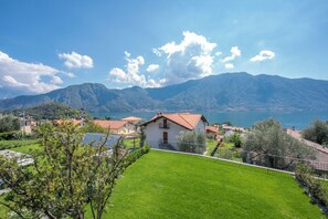 Familienapartment, Mehrere Schlafzimmer, Bergseite (Sant' Agata Bellavista) | Unterkunftsgelände