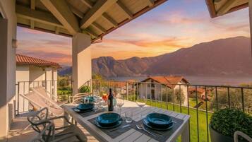Tempat makan outdoor