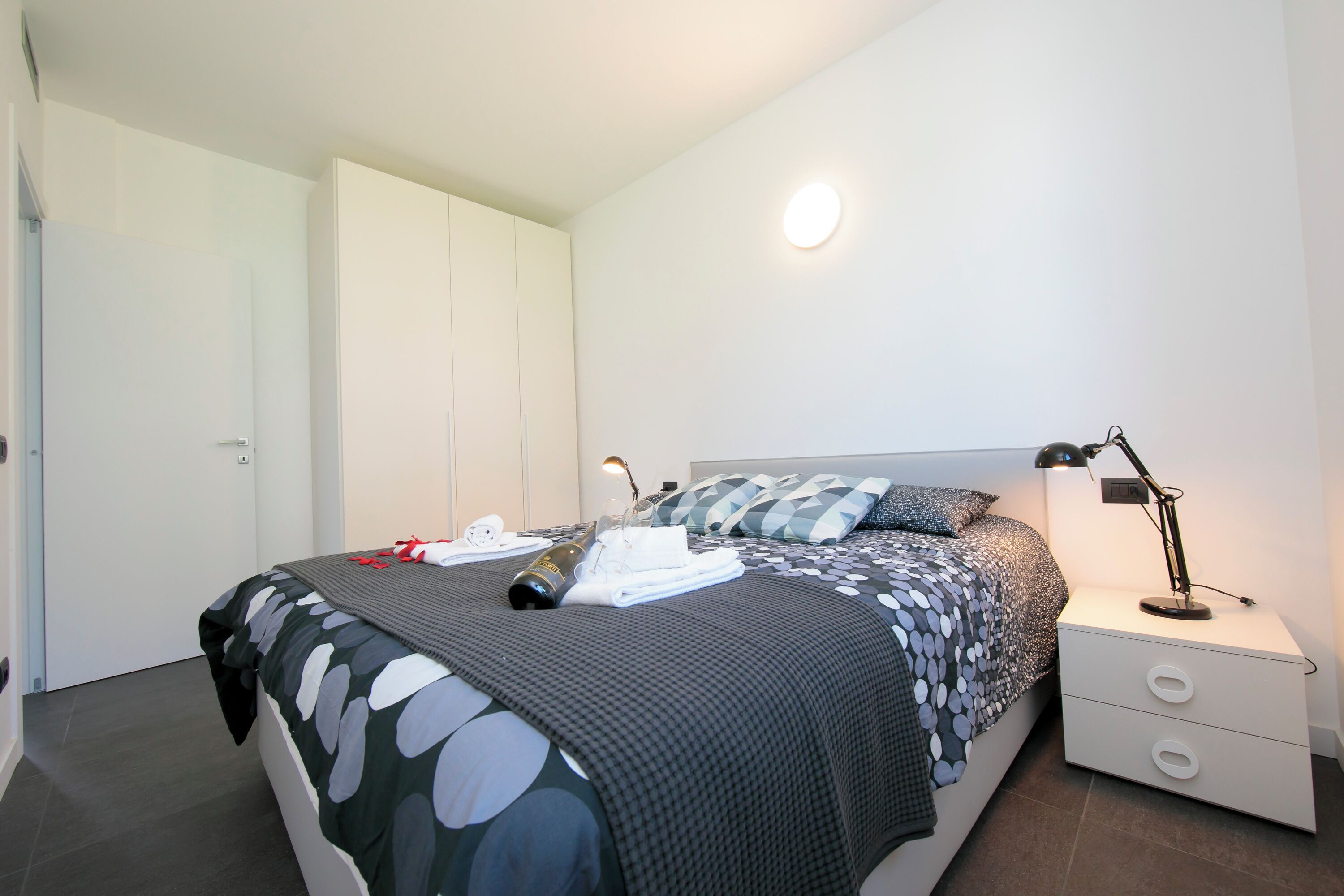 Departamento familiar, varias habitaciones, junto a la montaña (Sant' Agata Bellavista) | 2 habitaciones, wifi y ropa de cama 