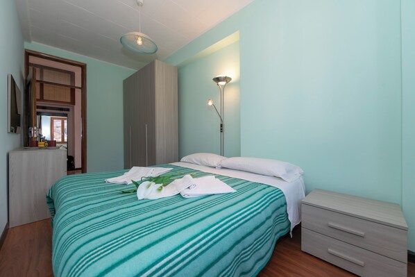 Family Apartment, Multiple Bedrooms, Mountainside (Il Panorama di Forster)