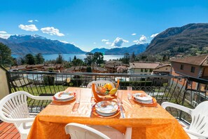 Family Apartment, Multiple Bedrooms, Mountainside (Il Panorama di Forster) | Dining - Il Panorama di Forster (Menaggio)