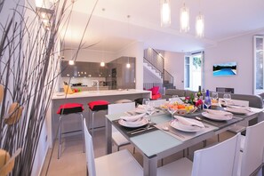 Family Villa, Multiple Bedrooms (Villa Lucia Laglio) | Dining - Villa Lucia Laglio (Laglio)
