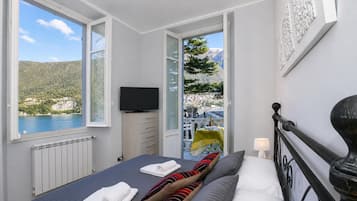 Villa familiar, 4 habitaciones, microondas (Villa Lucia Laglio) | 4 dormitorios, wifi, ropa de cama