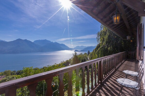 Villa, 5 Schlafzimmer | Blick vom Balkon