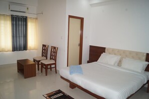 Deluxe Double Room | Soundproofing, free WiFi - BSK Deluxe Hotel & Lodge (Bengaluru)