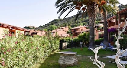 Terraced House by Sardinia's White Beaches