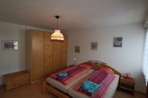 Apartment (Casa Bünda; Cleaning Fee 80 CHF) | 1 bedroom, bed sheets - Casa Bünda (Davos)