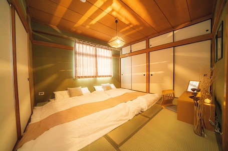 Entire Apartment, Non Smoking | Iron/ironing board, free WiFi