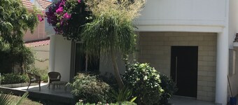 Agios Tychonas Villa