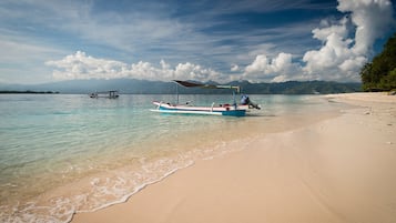 Di pantai